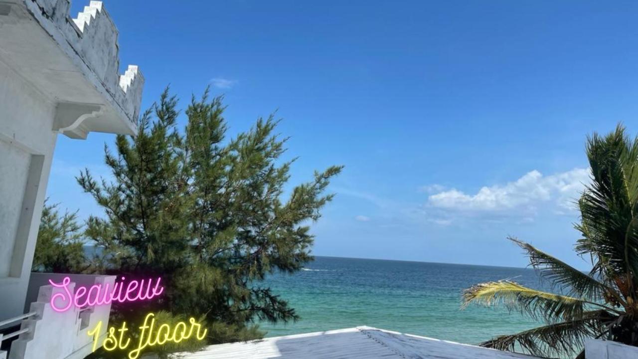 Trinco Beach By Dsk Trincomalee Buitenkant foto